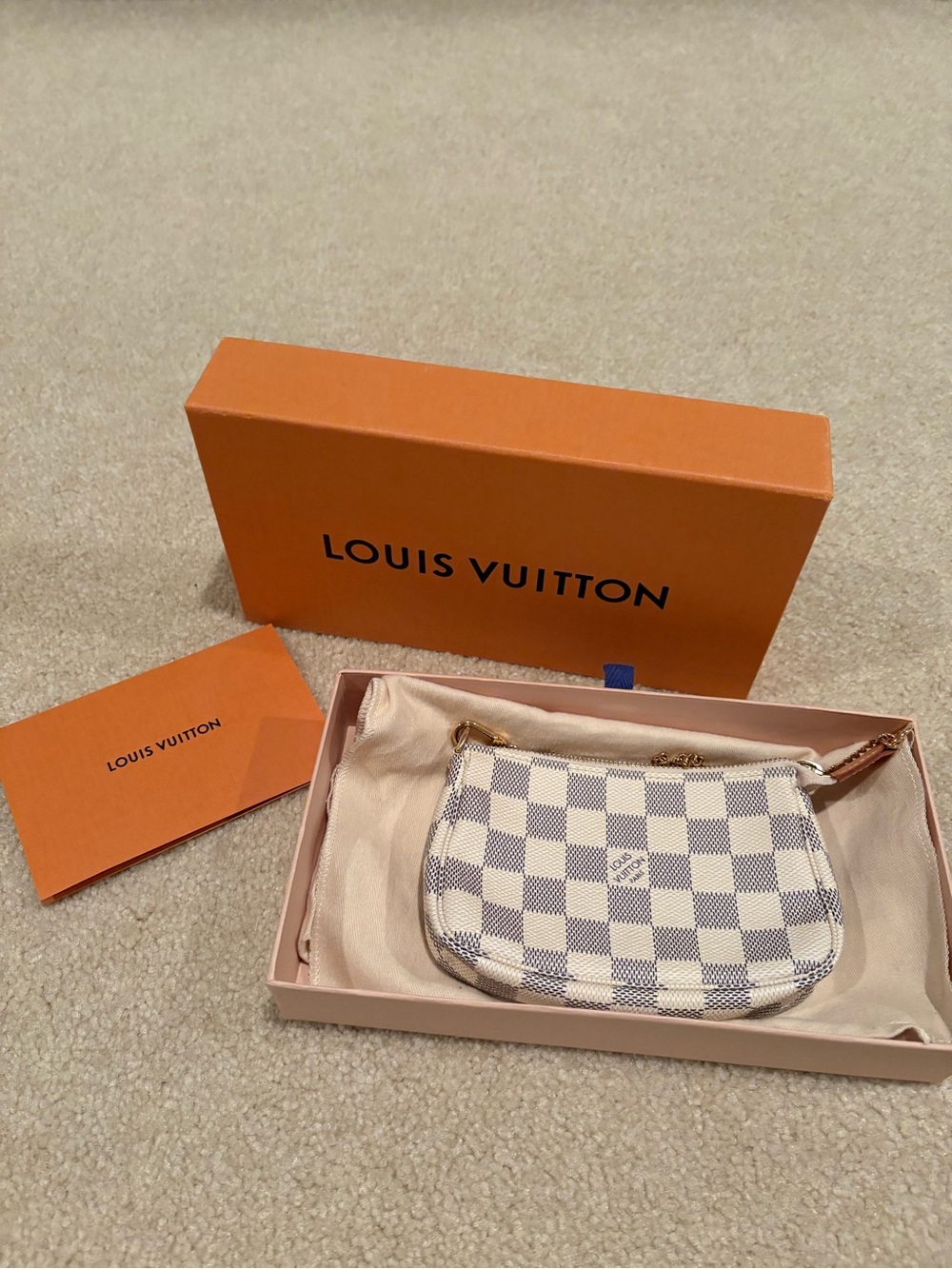 Louis Vuitton Damier Azur Mini Pochette Accessoires - Cream/Blue